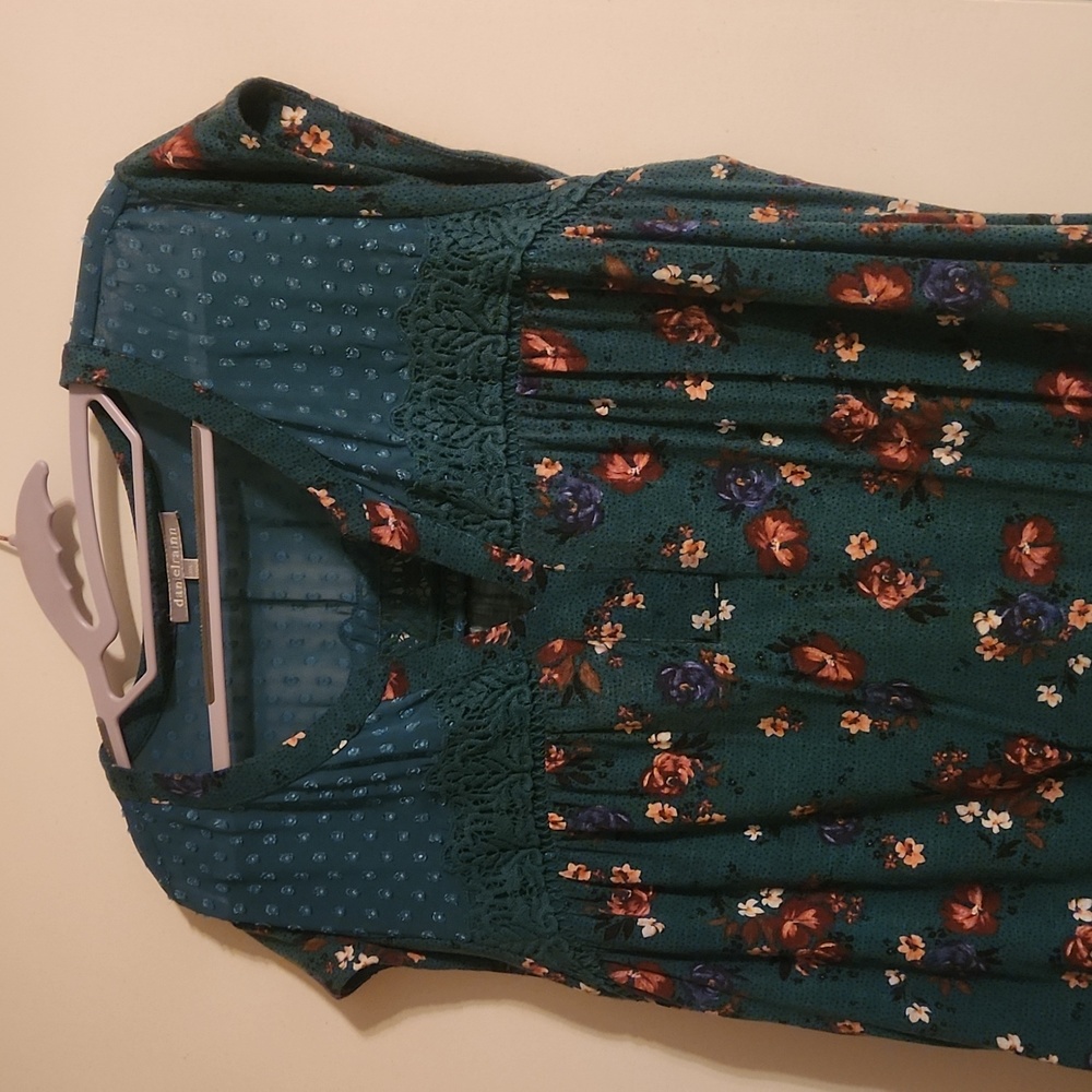 Danielrainn top